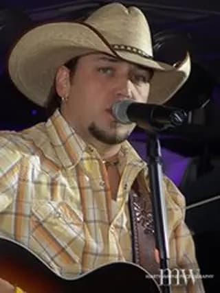 Country Phenomenon Jason Aldean, photographed by Marty Wayne